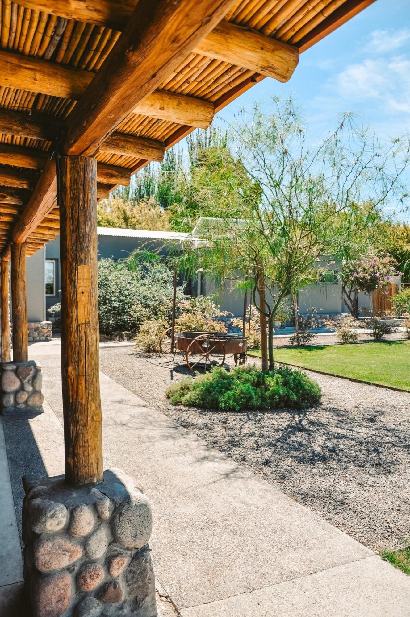 Dobe Lodge Vista Flores ภายนอก รูปภาพ